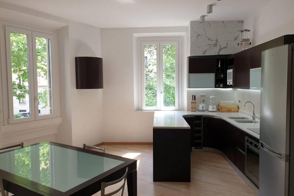 Your Lovely Home, Porta Venezia-1 Queen Bed, 3 Single Beds, 1 Sofa Bed- Μιλάνο Εξωτερικό φωτογραφία