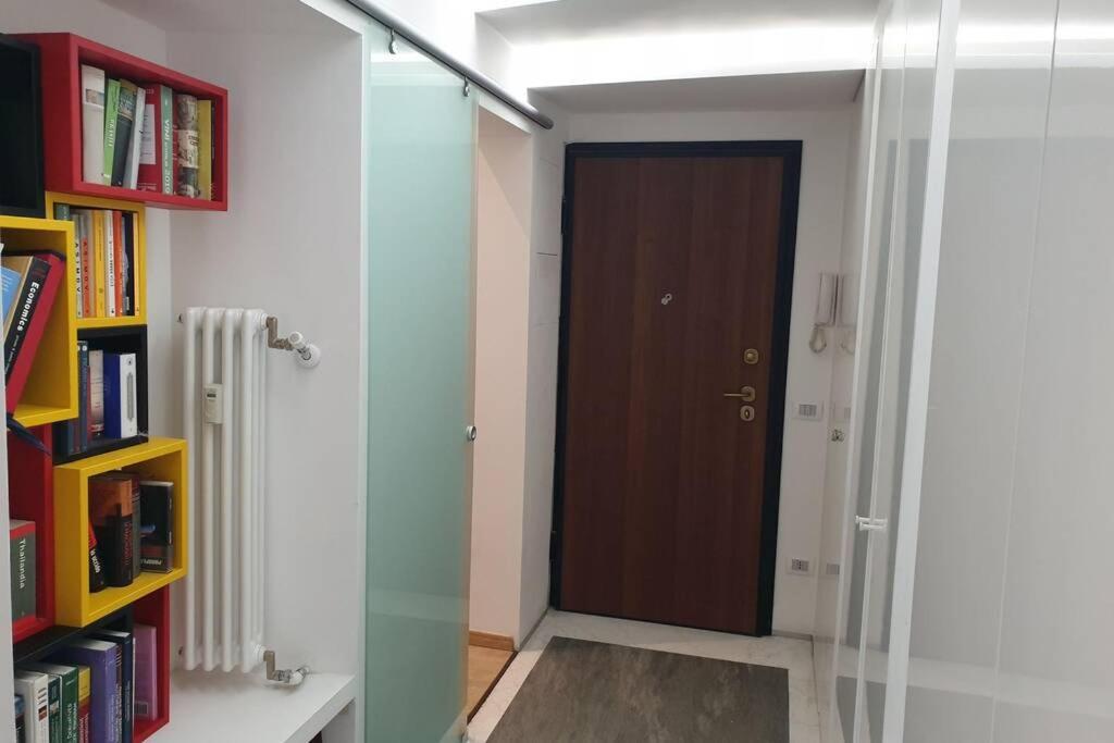 Your Lovely Home, Porta Venezia-1 Queen Bed, 3 Single Beds, 1 Sofa Bed- Μιλάνο Εξωτερικό φωτογραφία