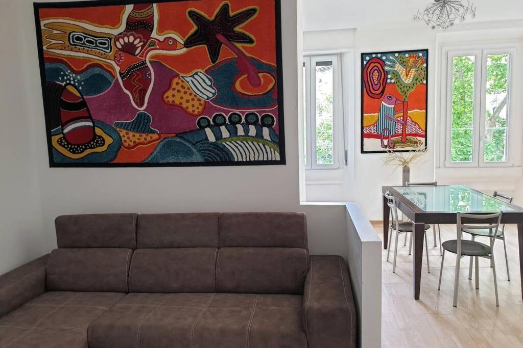 Your Lovely Home, Porta Venezia-1 Queen Bed, 3 Single Beds, 1 Sofa Bed- Μιλάνο Εξωτερικό φωτογραφία