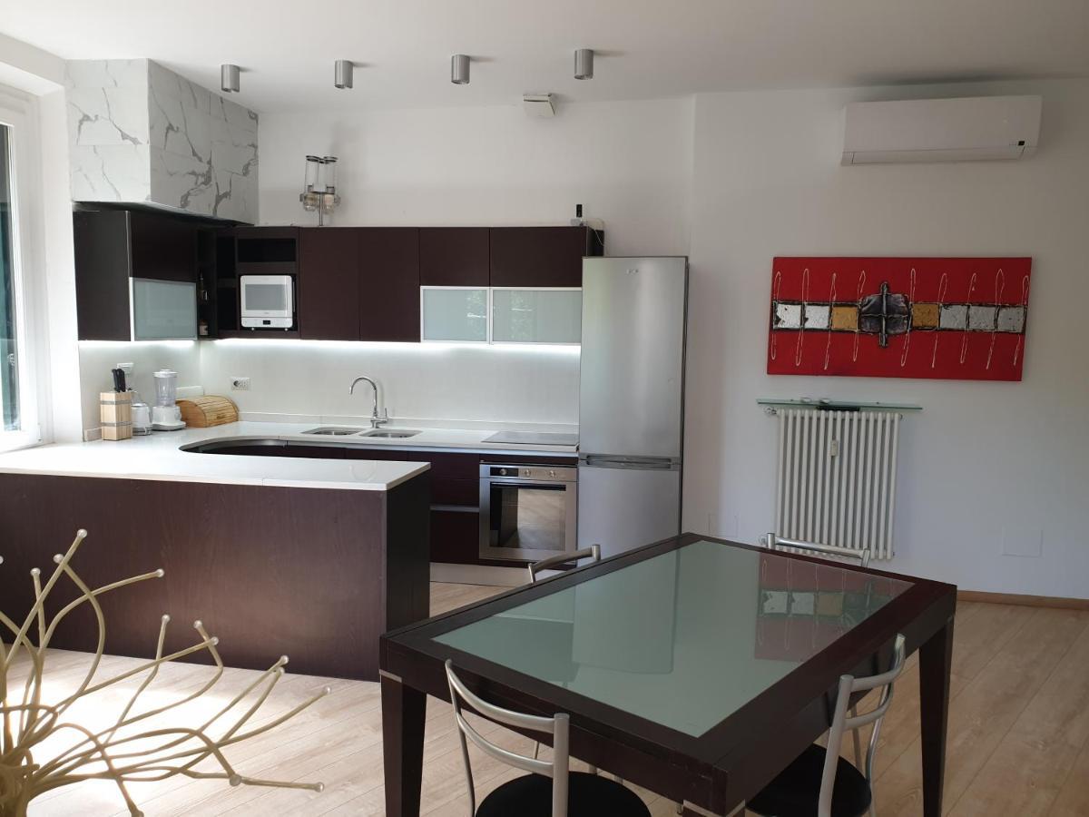 Your Lovely Home, Porta Venezia-1 Queen Bed, 3 Single Beds, 1 Sofa Bed- Μιλάνο Εξωτερικό φωτογραφία